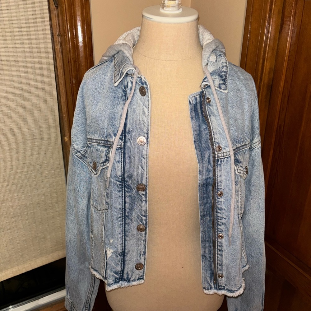 Jean Jacket - Picture 3 of 6